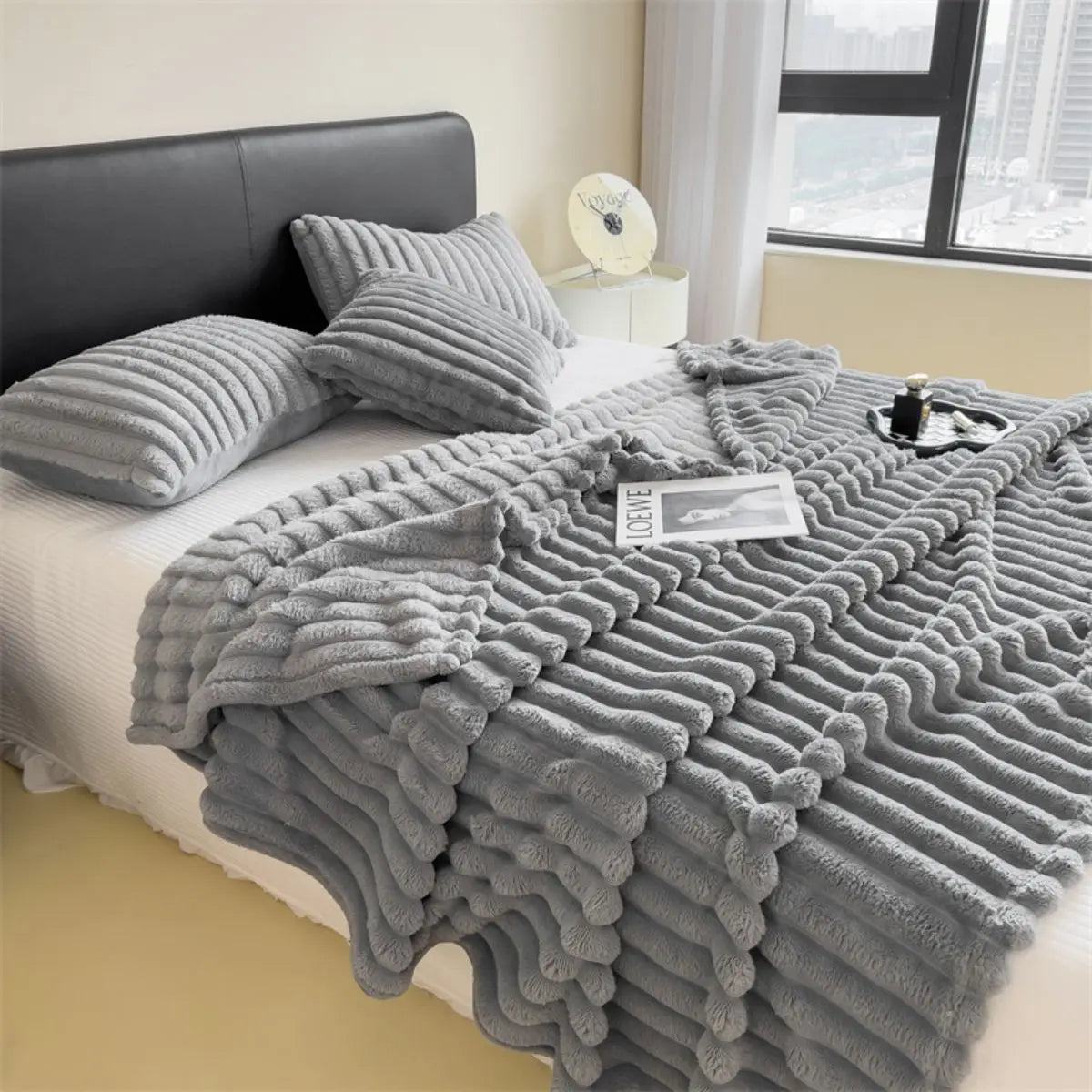  Striped Multifunctional Blanket – Bed Cover, Throw, Pet Blanket