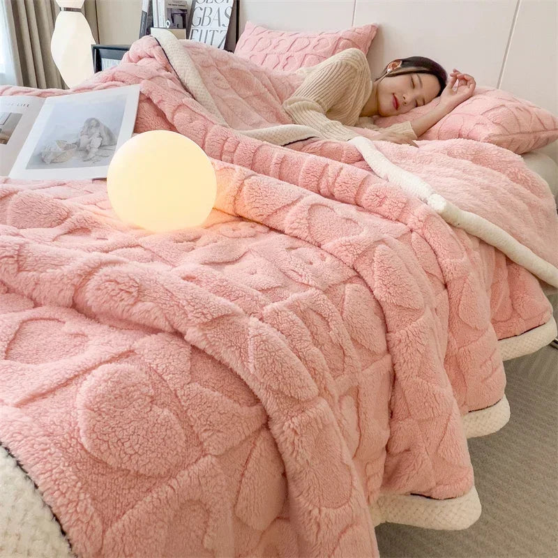 Winter Thick Lamb Fleece Blanket Solid Color Hibiscus Nap Blanket Coral Fleece Heart Shap Sofa Mat  A Grade Cotton Bed Sheets